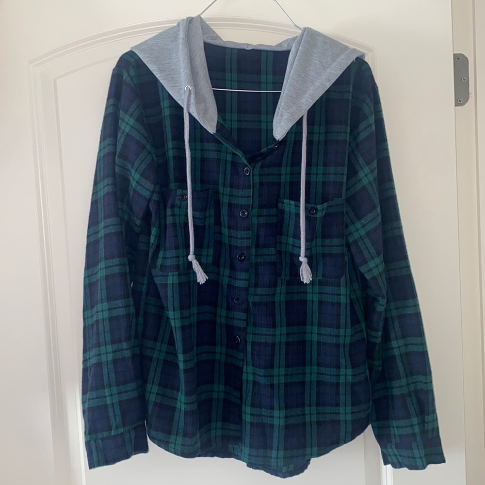 Women’s button up flannel